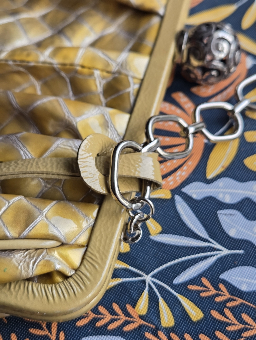 Brighton Go Go ruched clutch bag Vintage (2007) - Picture 5 of 10